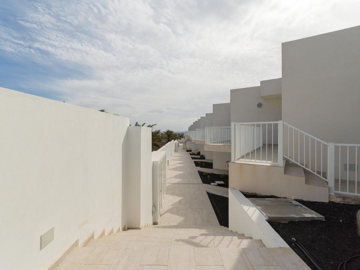 Homeforguest Sunset Senator With Pool And Terrace In Costa Teguise Exteriör bild