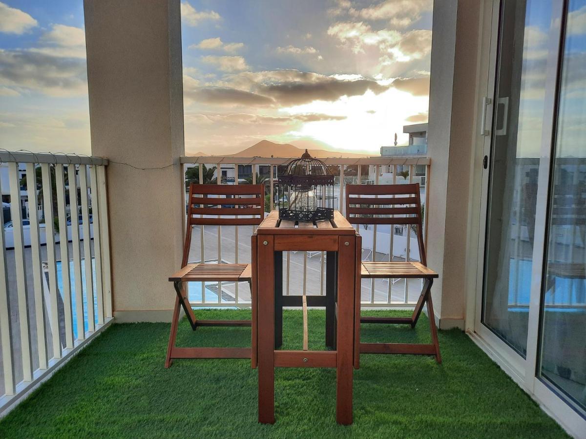 Homeforguest Sunset Senator With Pool And Terrace In Costa Teguise Exteriör bild